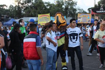 El cuadro azulcrema se llevó una edición más del Clásico Capitalino, y así lo vivieron los seguidores de ambos equipos en el Estadio Azteca.