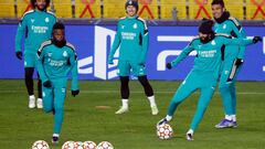 Vinicius y Benezema en el Bolshaya Sportivnaya Arena de Tiraspol.