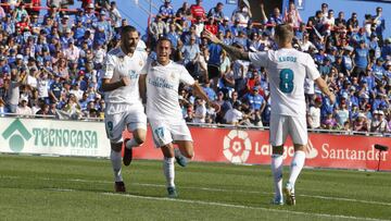 Celebración del gol de Benzema.