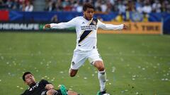 Zlatan back in the lineup, Gio dos Santos out for Saturday's match