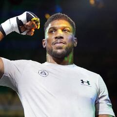 Mike Tyson advises Anthony Joshua ahead of fight with Oleksandr Usyk