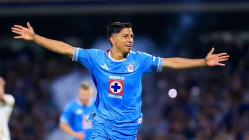 Angel Sepulveda celebrates his goal 1-0 of Cruz Azul during the Semi-Finals second leg match between Cruz Azul and Tigres UANL as part of the CONCACAF Champions Cup 2025, at Olimpico Universitario Stadium on May 01, 2025 in Mexico City, Mexico.