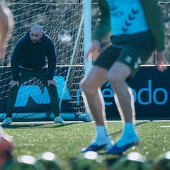 Giráldez: “Mingueza me traslada que aquí está feliz”