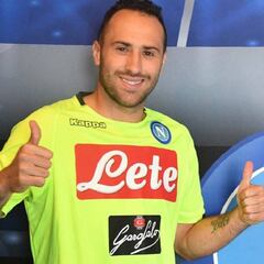 Ospina tendrá dos meses para adueñarse del arco de Napoli