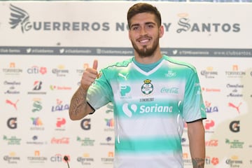 Ventura deja a Santos para reunirse nuevamente con Ambriz ahora en el Necaxa.