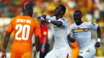 Yattara celebra el gol de Guinea Conakry.