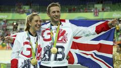 2016 Rio Olympics - Cycling Track - Victory Ceremony - Men&#039;s Keirin Victory Ceremony - Rio Olympic Velodrome - Rio de Janeiro, Brazil - 16/08/2016. Gold medalist Jason Kenny (GBR) of Britain poses with his gilfriend, women&#039;s omnium gold medalist