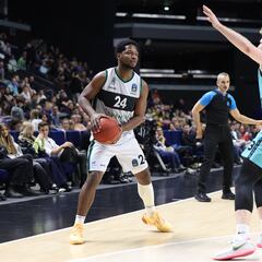 Feliz dirige el recital ofensivo del Joventut en Lituania