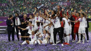 El Olympique de Lyon, uno de los mejores clubes femenino del mundo, tras ganar la Champions.