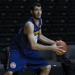 Abrines: "Yo era uno de los jóvenes que admiraban a esta generación"