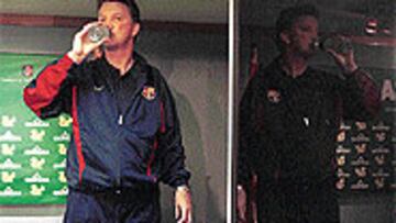 <b>DOBLE PERSONALIDAD</b>. Van Gaal quiere autoridad y prudencia.