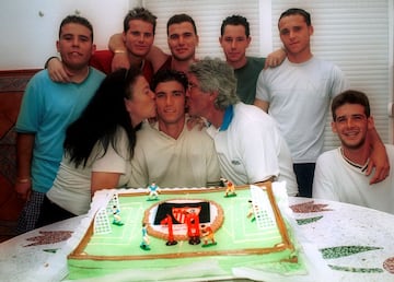 Celebraci¨®n del cumplea?os de Reyes junto a su familia y amigos.