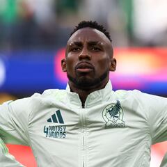 Julián Quiñones tiene las puertas abiertas