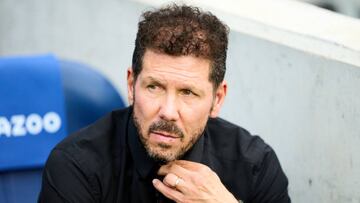 SAN SEBASTIAN, SPAIN - SEPTEMBER 03: Head coach Diego Simeone of Club Atletico de Madrid reacts during the LaLiga Santander match between Real Sociedad and Atletico de Madrid at Reale Arena on September 03, 2022 in San Sebastian, Spain. (Photo by Juan Manuel Serrano Arce/Getty Images)