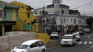 Curva y mapa de casos, contagios y muertes por región en Chile, hoy, jueves 15 de abril