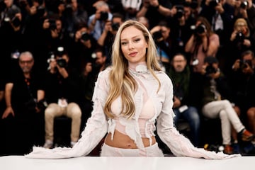 Ester Expósito durante la alfombra roja del Festival de Cannes 2023.