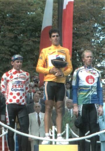 Podio del Tour de Francia de 1993; Tony Rominger, Miguel Indurain y Zenon Jaskula.