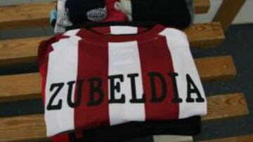 Las camisetas del Athletic, con el apellido de las madres