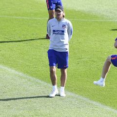 Atlético: más jugadores en el gimnasio que sobre el césped