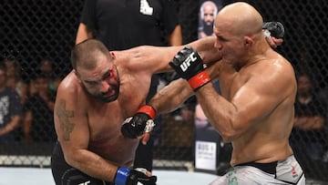 Cr&oacute;nica de la victoria de Junior Dos Santos sobre Blagoy Ivanov durante el UFC Boise, Idaho.