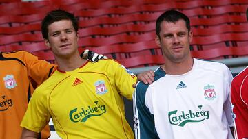 Xabi Alonso, Reina, Gerrard y Carragher.