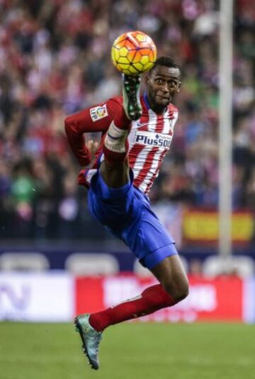 Jackson abrió la cuenta a la media hora de juego. Sus compañeros festejaron su gol con euforia. 