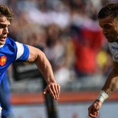 Italia perdona y Penaud rescata a Francia de otro ridículo