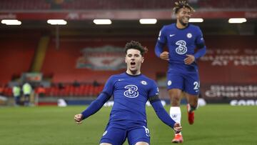 LIVERPOOL, ENGLAND - MARCH 04: Mason Mount of Chelsea celebrates after scoring his team's first goal during the Premier League match between Liverpool and Chelsea at Anfield on March 04, 2021 in Liverpool, England. Sporting stadiums around the UK rem
