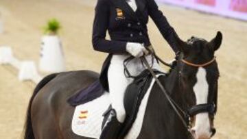 Beatriz Ferrer-Salat, segunda.