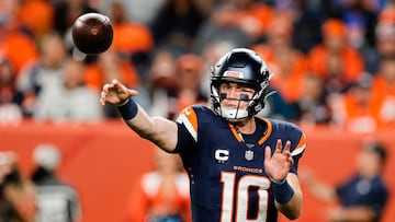 Sep 29, 2025; Denver, Colorado, USA; Denver Broncos quarterback Bo Nix (10) throws a pass during the second quarter against the Cincinnati Bengals at Empower Field at Mile High. Mandatory Credit: Isaiah J. Downing-Imagn Images