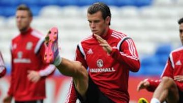 Bale inicia mañana una nueva etapa con Gales que debería llevarle a la Eurocopa.