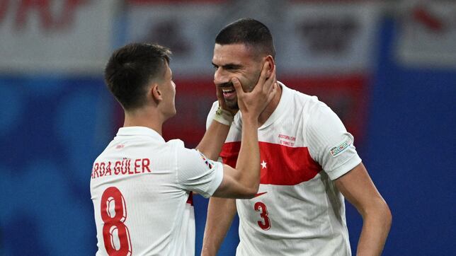 Demiral hace de Güler