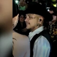Christian Nodal le dice “Te amo” a Cazzu; los internautas lo critican