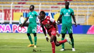 Quiñones hizo dos goles en su paso por Santa Fe.