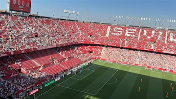 La grada de Nervión, vacía ante el Real Madrid.