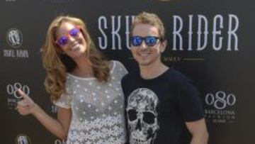 Jorge Lorenzo junto a Desiree Cordero, Miss España, en la presentación de 'Skull Rider'.