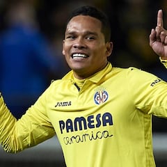 Bacca hace gol y pasegol en victoria que acerca la Champions