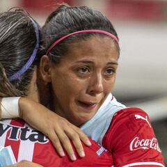 María Sánchez analiza ofertas y confiesa dolor por dejar a Chivas