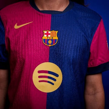 Detalle de la camiseta del equipo femenino.