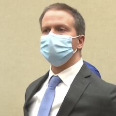 ¿Quién es Derek Chauvin, el expolicía condenado por la muerte de George Floyd?