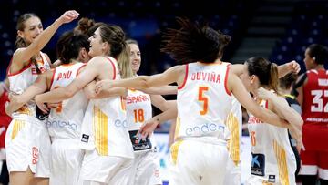 ADC21. Belgrade (Serbia), 04/07/2019.- Players of Spain celebrate after winning the FIBA Women's Eurobasket 2019 quarter finals match between Spain and Russia in Belgrade, Serbia, 04 July 2019. (Baloncesto, Rusia, España, Belgrado) EFE/EPA/ANDREJ CUKIC