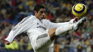 Cicinho accuses Raúl and Casillas of "manipulation"