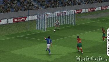 PES 5 PSP en otoño en Europa