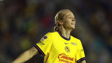 during the 15th round match between America and Pachuca as part of the Liga BBVA MX Femenil, Torneo Apertura 2024 at Ciudad de los Deportes Stadium on October 12, 2024 in Mexico City, Mexico.