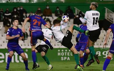 El Racing entra en barrena