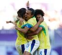 Brasil gana con lujo de Marta