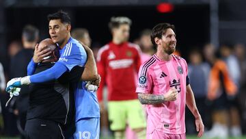 FORT LAUDERDALE, FLORIDA - APRIL 09: Lionel Messi #10 of Inter Miami CF celebrates after winning during the CONCACAF Champions Cup 2025 Quarter-final second leg match between Inter Miami CF and Los Angeles Football Club at Chase Stadium on April 09, 2025 in Fort Lauderdale, Florida. Megan Briggs/Getty Images/AFP (Photo by Megan Briggs / GETTY IMAGES NORTH AMERICA / Getty Images via AFP)