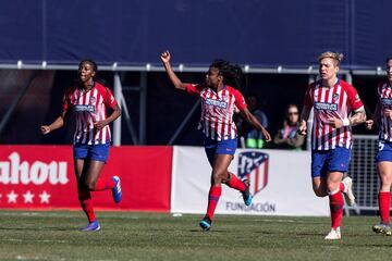 Ludmila Da Silva, del Atletico de Madrid Femenino,celebra el primer gol conseguido ante el FC Barcelona