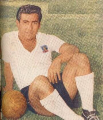 Manuel 'Colo Colo' Muñoz. El 12 de junio de 1949, Colo Colo gana 3-1 a la U con una tripleta del goleador en lo que fue su debut en Superclásicos.