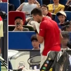 La secuencia de Djokovic vomitando dos veces en pleno partido en Shanghai: hay mucha indignación